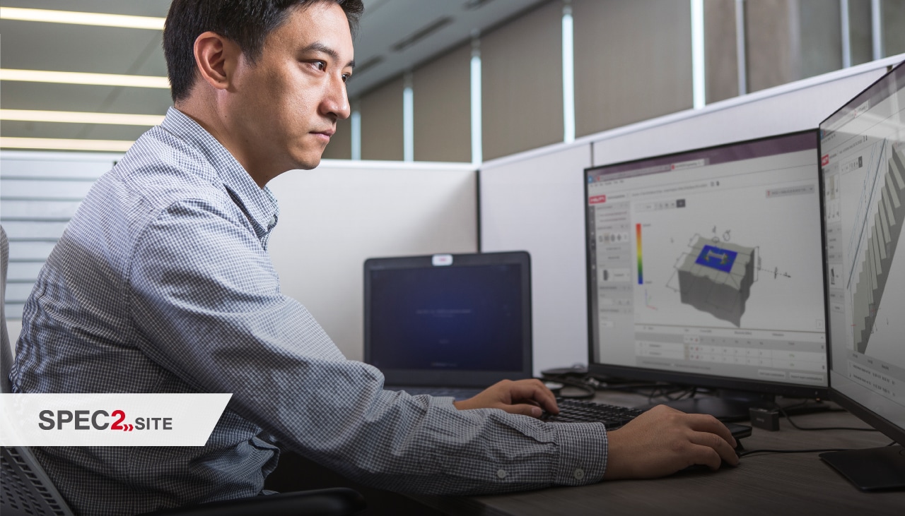 Ingenieur arbeitet mit der PROFIS Engineering Software