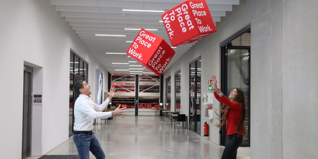 Kaufering, 11. April 2022 – Die Hilti Deutschland AG ist erneut beim Great Place to Work® Wettbewerb ausgezeichnet worden. Mit dem 1. Platz bei der diesjährigen Prämierung konnte die Hilti Deutschland AG erneut ihre Attraktivität als Top- Arbeitgeber unter Beweis stellen.