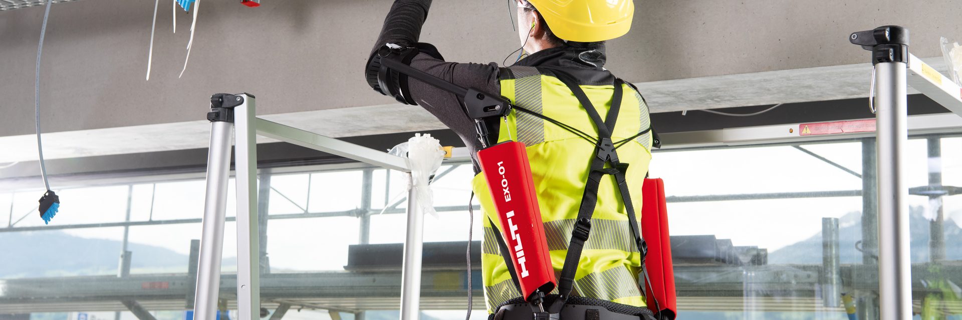 Hilti und Ottobock bringen Exoskelett-Lösungen in die Bauindustrie
