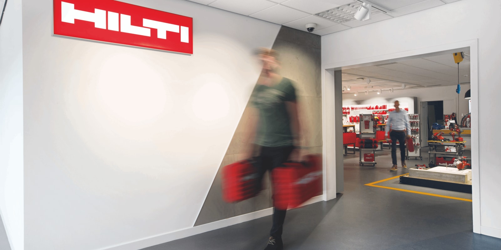 Online bestellen, im Hilti Store abholen