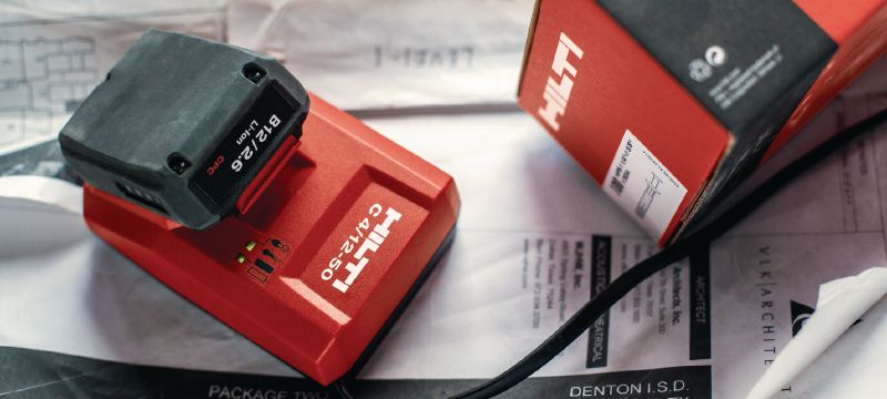 Kompaktladegerät C4/12-50 Kompaktes Ladegerät für Hilti Li-Ionen-Akkus mit 12 V Anwendungen 1