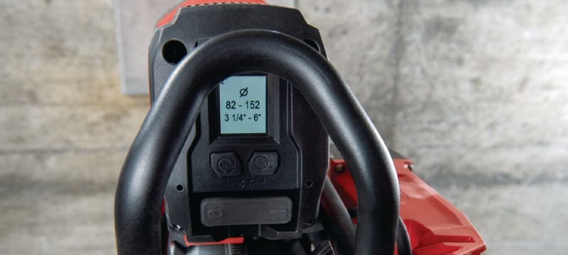 Kernbohrgerät DD 250-CA Modernes Diamant-Kernbohrgerät mit optionaler Cut Assist-Vorschubeinheit für sehr kleine bis große Durchmesser (12 bis 500 mm bzw. ½ bis 20) Anwendungen 1