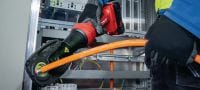 NUN 54-22 Akku 6-Tonnen-Kabelpressebrechzange und -schneider Akku-Universalgerät mit 6 Tonnen Presskraft und wechselbaren Schneid- und Pressbacken (Nuron Akku-Plattform) Anwendungen 3