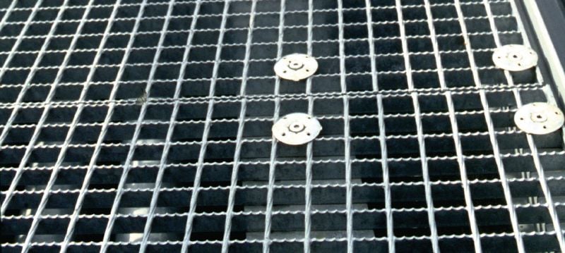 X-ST-GR M8 Gewindebolzen Gewindebolzen für Gitterroste und Mehrzweckanwendung auf Stahl in leicht korrosiven Umgebungen Anwendungen 1
