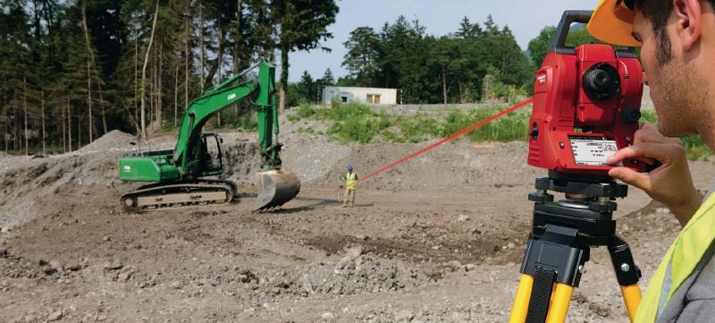 Totalstation POS 15 Präzise Totalstation für den Zweipersonenbetrieb mit einer Winkelmessgenauigkeit von 5  Anwendungen 1