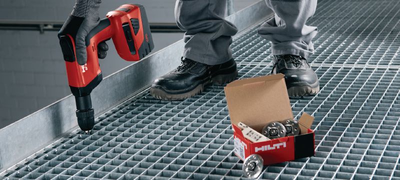 Gewindeschraubbolzen S-BT GR Gewindeschraubbolzen (Edelstahl, metrisches Gewinde) für Gitterrostbefestigungen auf Stahl und Aluminium in stark korrosiven Umgebungen Anwendungen 1