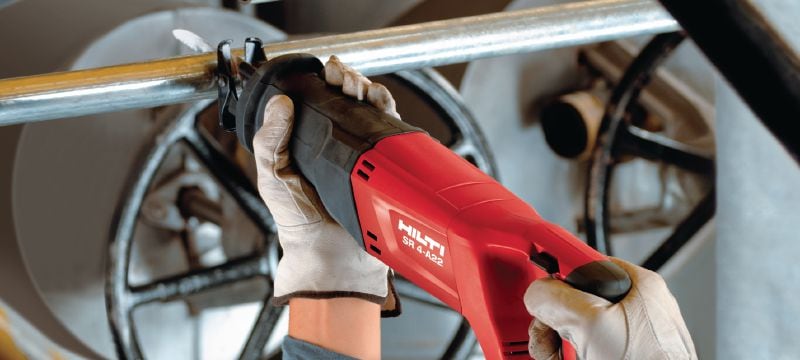 Akku-Säbelsäge SR 4-A22 Akku-Säbelsäge 22 V für allgemeine Abbruch- und Schneidarbeiten mit minimaler Vibration Anwendungen 1