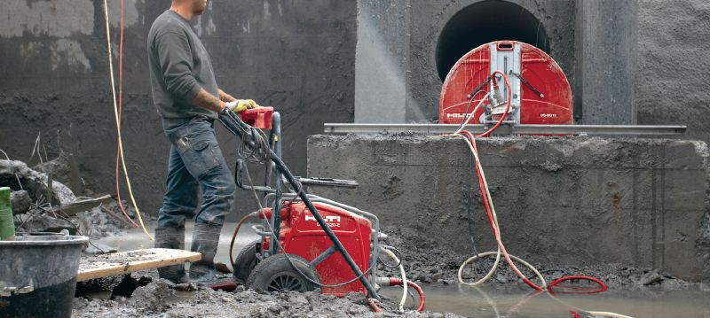 Wandsägeblatt SPX MCS Equidist (60H: passend für Hilti und Husqvarna®) Wandsägeblatt (15 kW) der höchsten Leistungsklasse für hohe Geschwindigkeiten und lange Lebensdauer in armiertem Beton (60H-Dorn) Anwendungen 1