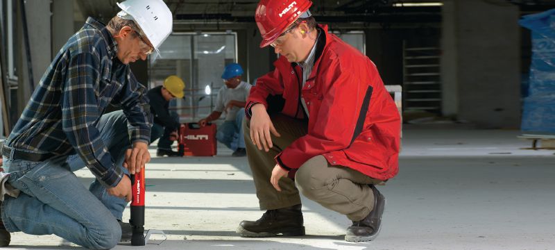 Benutzerschulung für Direktbefestigungswerkzeuge Schulungskurs, nach dessen erfolgreichem Abschluss ein anerkannter Benutzerausweis für pulverbetriebene Befestigungswerkzeuge ausgehändigt wird