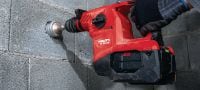 TE 30-22 Akku-Bohrhammer Leistungsstarker SDS Plus (TE-C) Akku-Bohrhammer mit aktiver Vibrationsreduktion und elektronischer Schnellabschaltung ATC zum Bohren und Meißeln in Beton (Nuron Akku-Plattform) Anwendungen 5