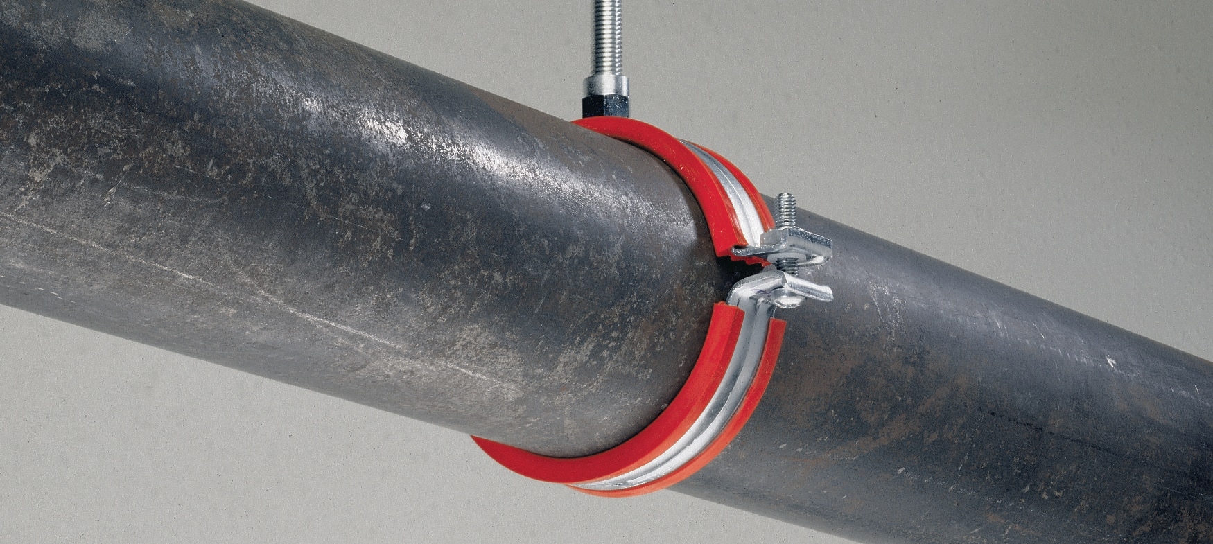 Хомут трубный mp hilti. Трубный хомут Hilti. Хилти хомуты для труб. Хомут Hilti для крепления труб. Крепление хилти для трубопроводов.