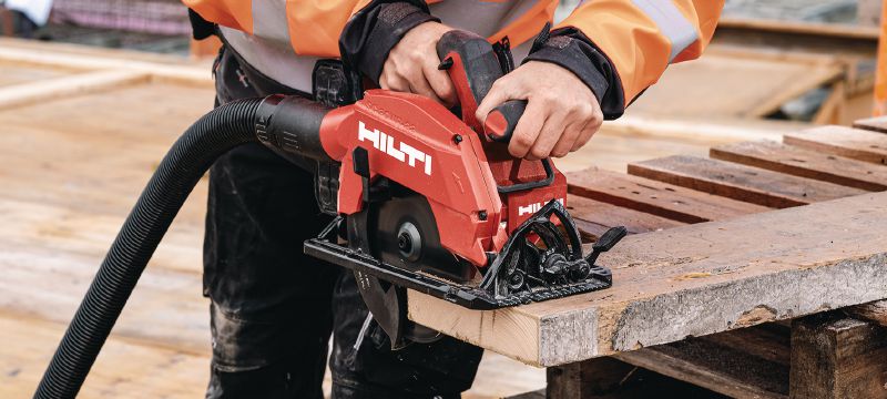Akku-Handkreissäge SC 30WR-22 Akku-Handkreissäge mit vormontiertem 190 mm | 7-1/4” Blatt für präzise Schnitte bis 70 mm│2-3/4 in Holz und Holzwerkstoffplatten (Nuron Akku-Plattform) Anwendungen 1